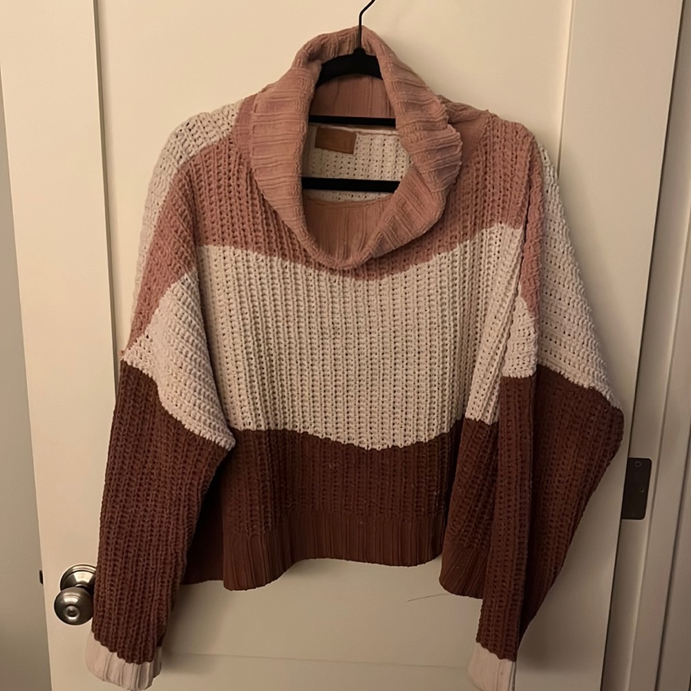 POL turtleneck cropped sweater